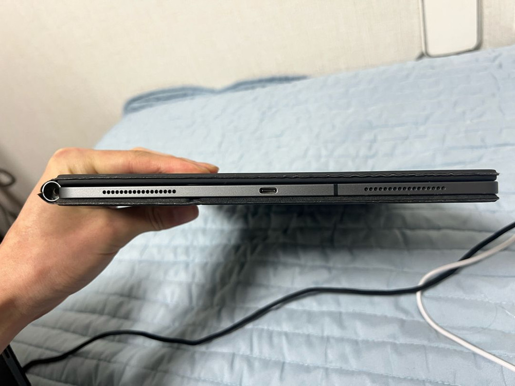 아이패드 프로 12.9 4세대 256g 셀룰러+매직키보드+펜슬 이미지