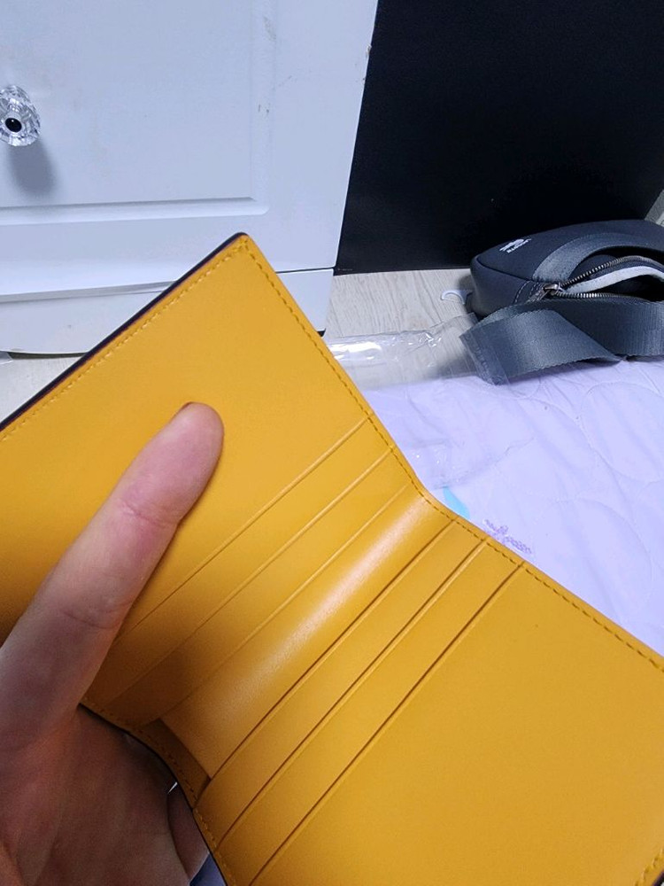 코도반 말가죽 반지갑 이미지