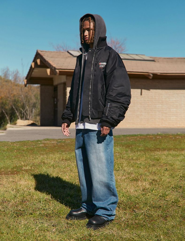 [M] STU 오버핏 카라 봄버 이미지