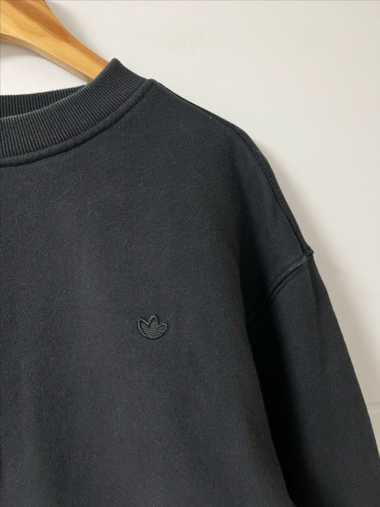 아디다스 맨투맨 xl 이미지