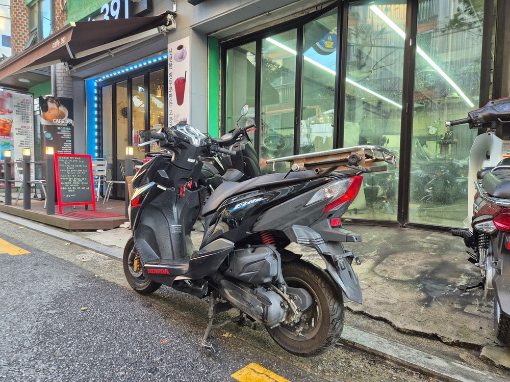 17년식 엘리트125 배달용 중고 오토바이 이미지