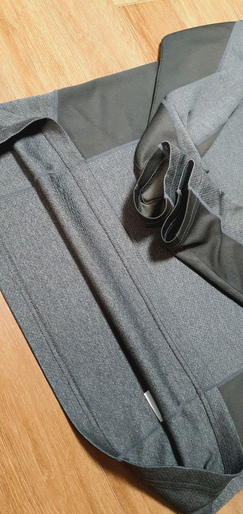 남.100) 컬럼비아 남성 등산 긴팔티 / 아웃도어 트레이닝 사무실 이미지