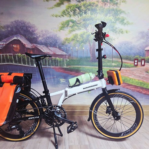 매디슨 바이크 뉴델타10se 미니벨로 자전거 신품급 이미지