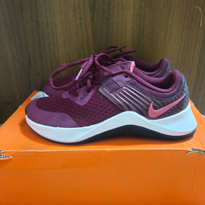 새상품)235-240 나이키 헬스화 운동화 런닝화 러닝화 웨이트화 탁구화 배드민턴화 아식스 뉴발란스 아디다스 미즈노