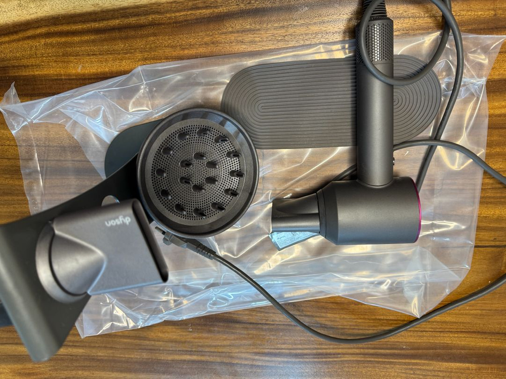 다이슨 슈퍼소닉 드라이기 이미지