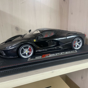 bbr 라페라리 블랙 레진 판매합니다(오토아트,미니챔프) 이미지