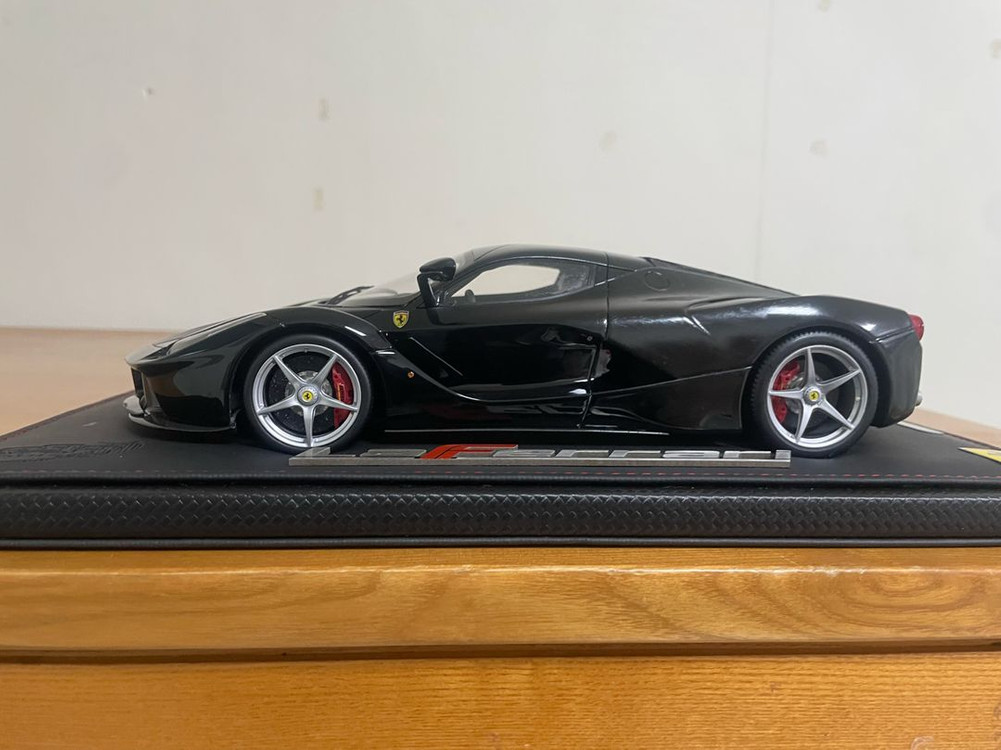 bbr 라페라리 블랙 레진 판매합니다(오토아트,미니챔프) 이미지