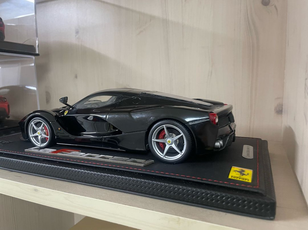 bbr 라페라리 블랙 레진 판매합니다(오토아트,미니챔프) 이미지