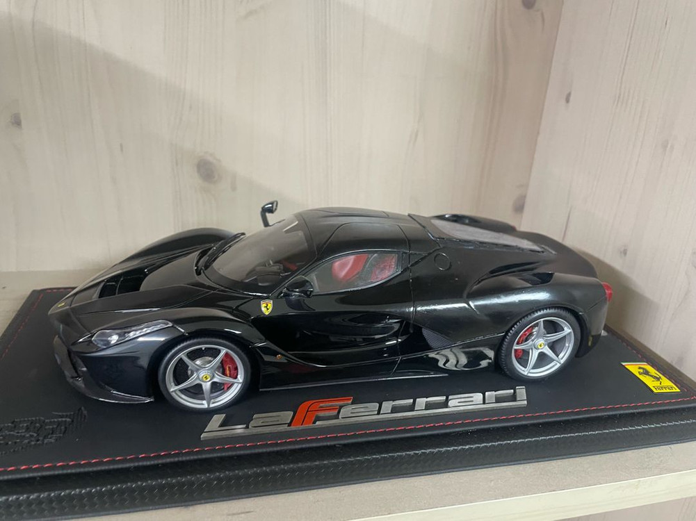 bbr 라페라리 블랙 레진 판매합니다(오토아트,미니챔프) 이미지