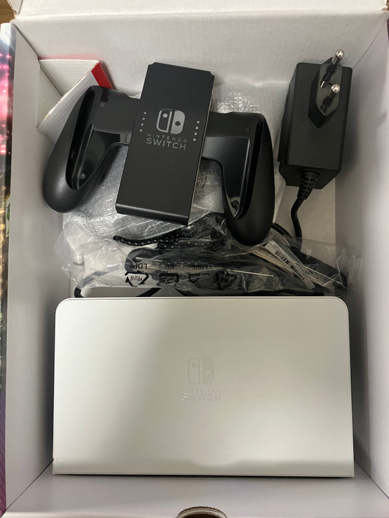 닌텐도 스위치 OLED--6