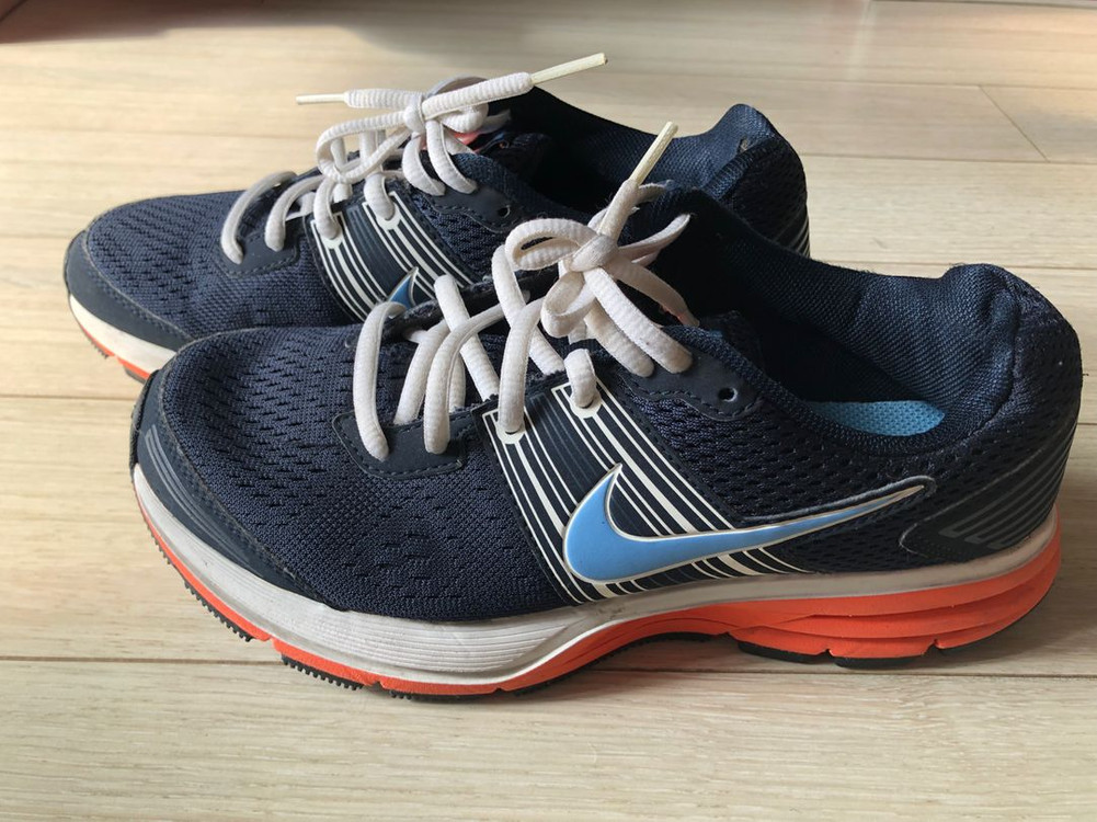 나이키 운동화--1