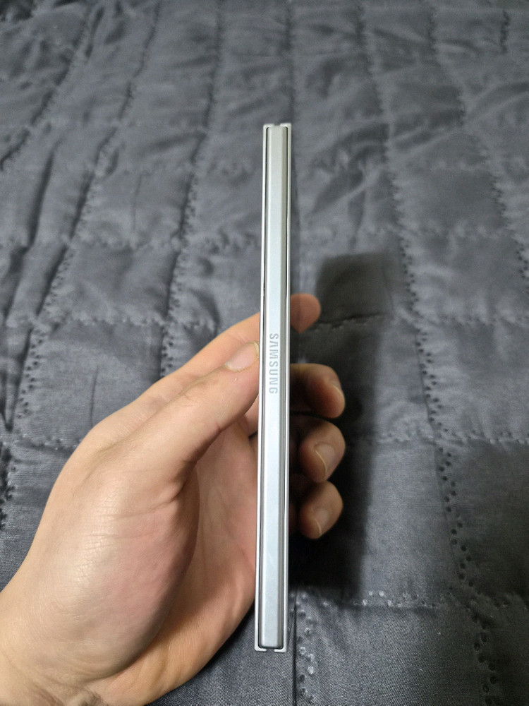 갤럭시 Z폴드7 512기가 실버--4