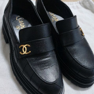 샤넬 여성 모카신 키높이 로퍼 240