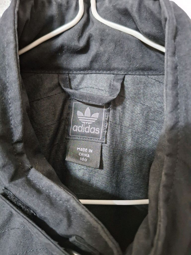 100,L,아디다스 블랙 사파리 자켓,사파리,아우터,잠바,바바리,바람막이,남녀공용 이미지