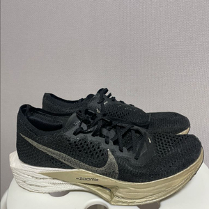 나이키 러닝화 줌x 베이퍼플라이 넥스트% 3 이미지