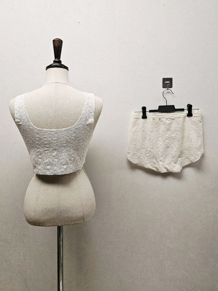 (새상품)피델리아 화이트 레이스 집업 노외이어 브라팬티 세트 이미지