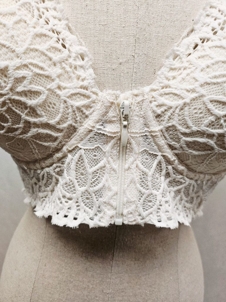 (새상품)피델리아 화이트 레이스 집업 노외이어 브라팬티 세트 이미지