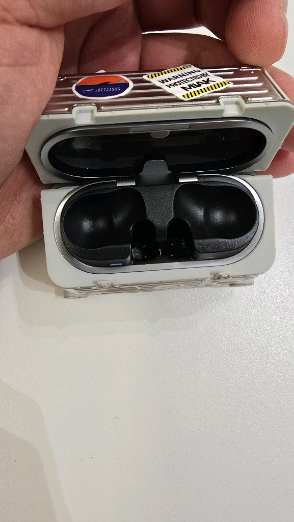 갤럭시 버즈3프로 실버 + 케이스--6