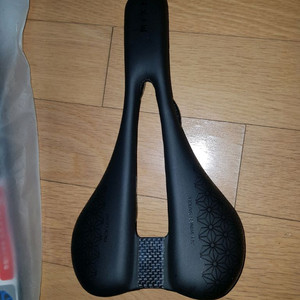 FSA SMR스템,카본페달,카본안장 팝니다