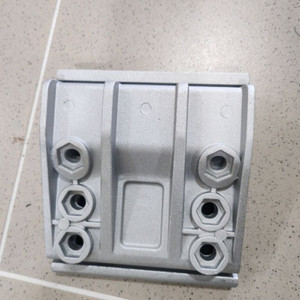 카라반 무버 고정 브라켓 상하 1세트 새상품