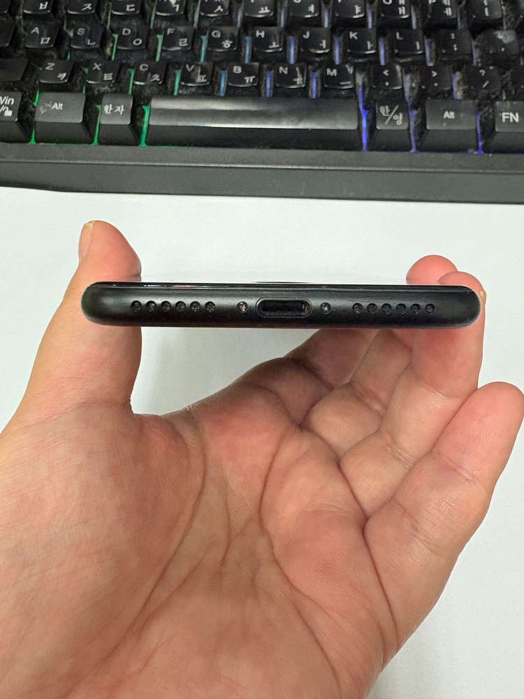 아이폰7 32GB 매트블랙 중고폰 배터리100% 카메라무음 레트로감성 카메라폰 인스타 사진폰 202025--3