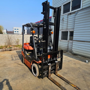 최신형 2017년식 도요타 8FB 좌식 1.5톤 전동지게차 4M 자동발 990만 이미지