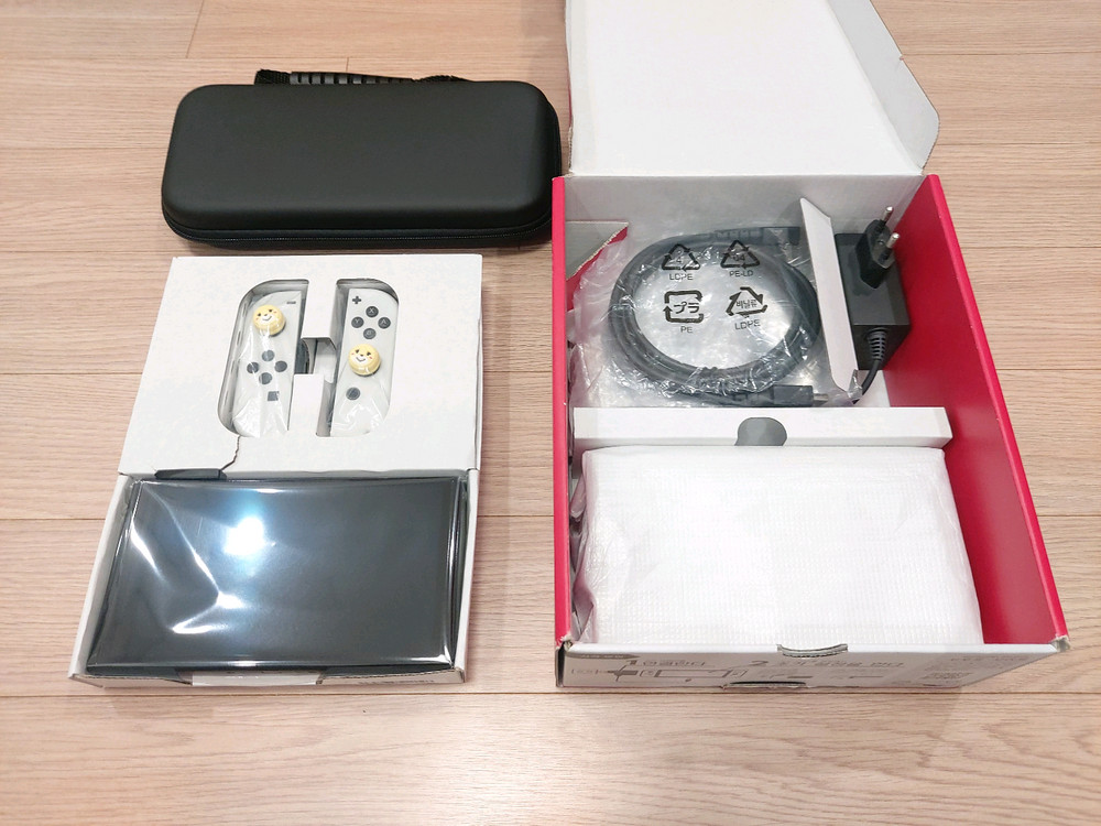 닌텐도스위치 oled 화이트 풀박스 제품--1