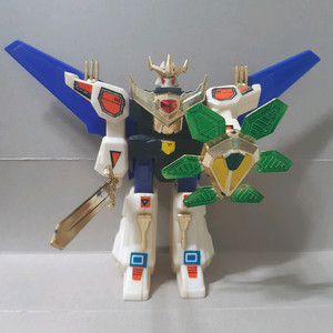 고자우라 + 엠블럼