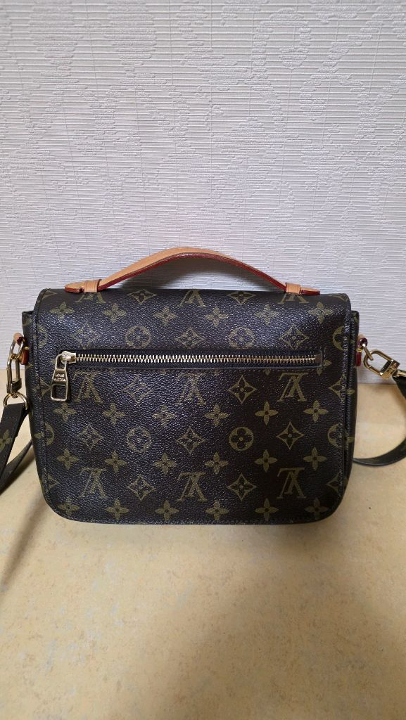 루이비통모노그램 미니 크로스백 이미지