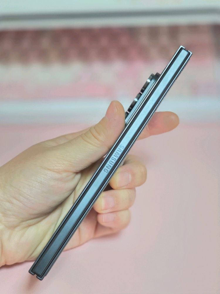 갤럭시 Z폴드 7 256GB--12