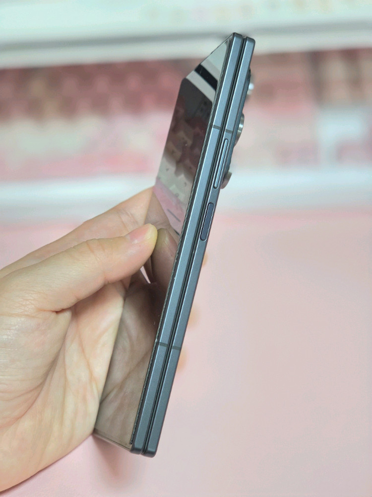 갤럭시 Z폴드 7 256GB--5