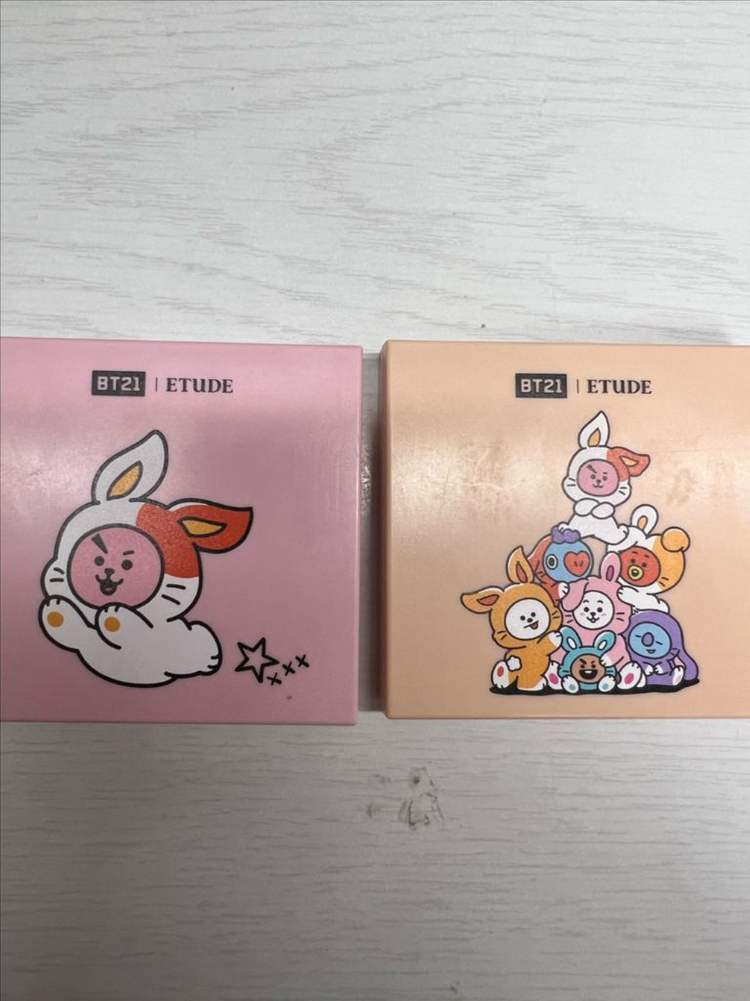 [일괄] 에뛰드 팔레트 플레이 컬러 아이즈 (BT21) 쿠키 온 탑, 뉴이어 파티--4
