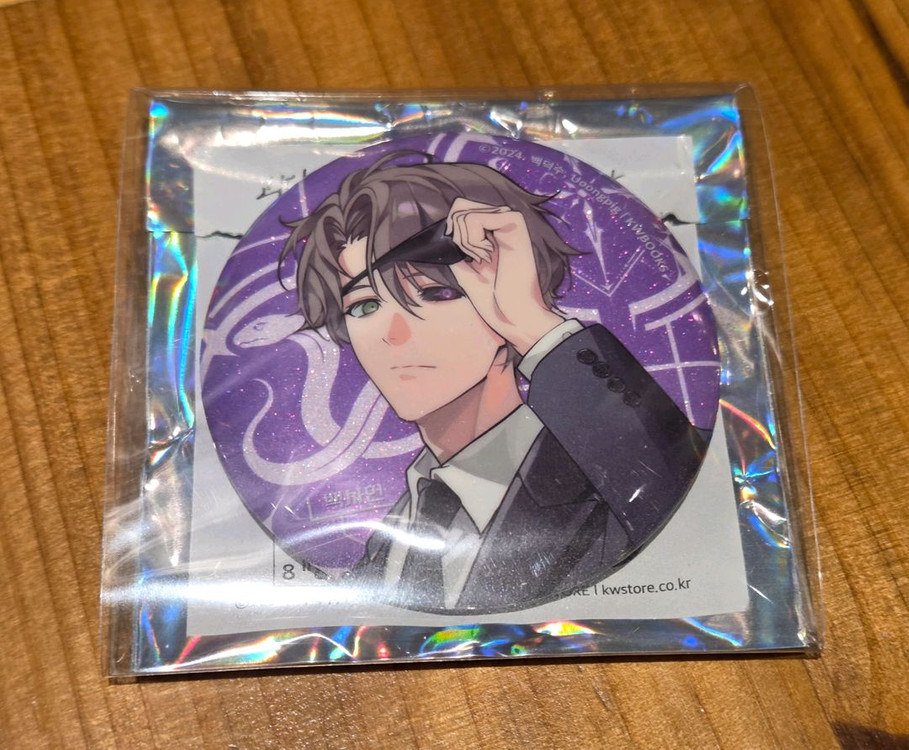 괴담출근 공식 비공식 굿즈 팝업 캔뱃지 LD SD 모두앉아 랜덤 피규어 사빠출 앨리스 카페 최솔 이미지