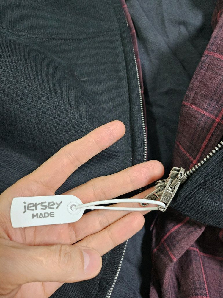 진기 / 발렌시아가 4ni1 후드 / 1--2