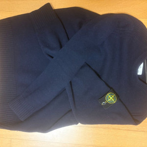 스톤아일랜드 니트