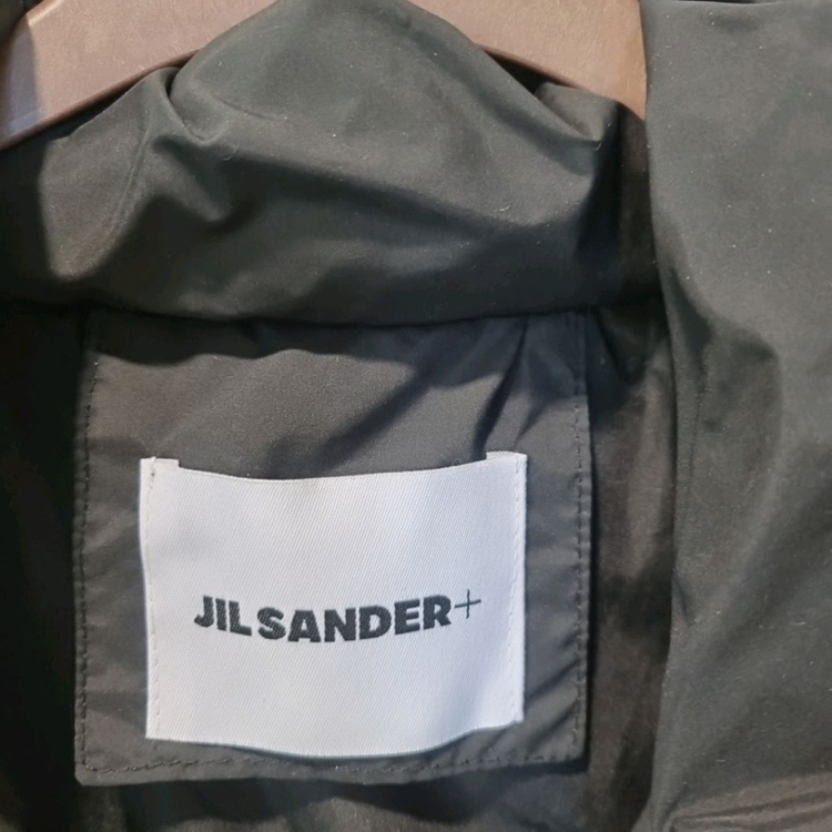 질샌더 플러스 블랙 패딩--5