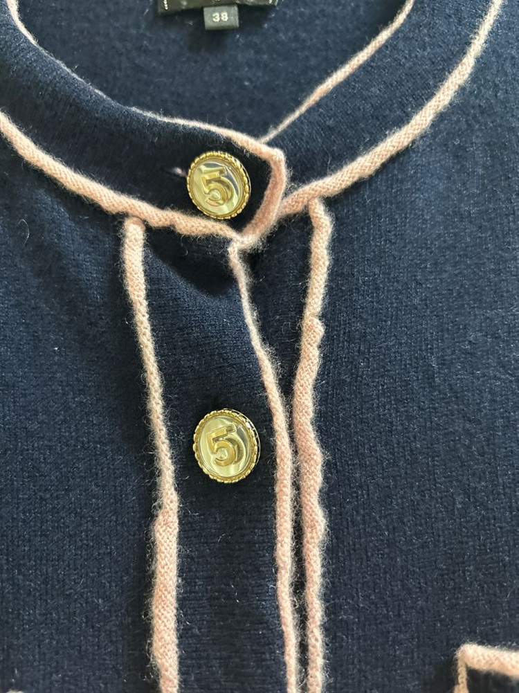 샤넬 캐시미어 가디건--2