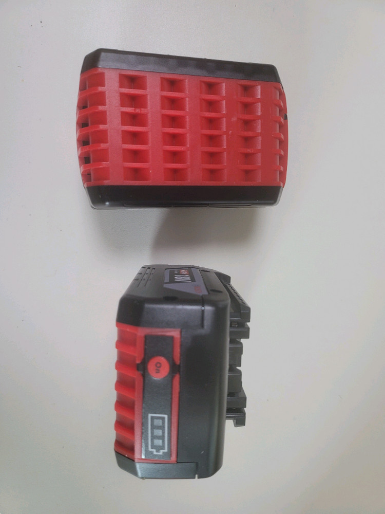 보쉬 배터리2개 6.0암페어 이미지