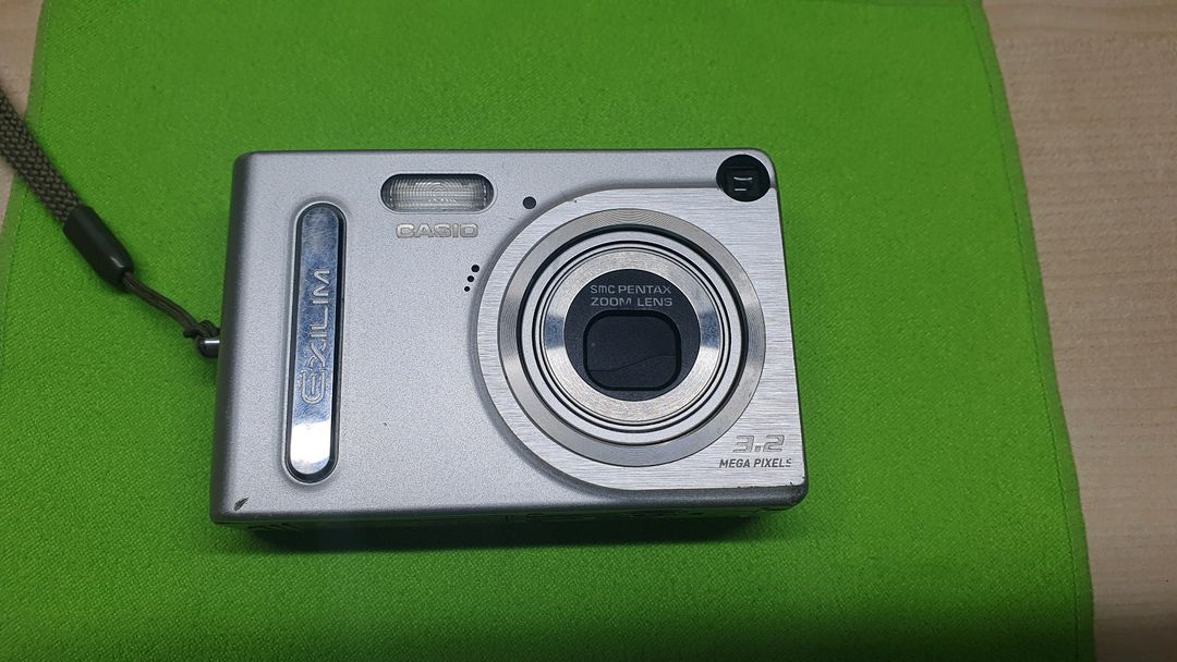 카시오 EX-Z3 디지털카메라 판매합니다. 이미지