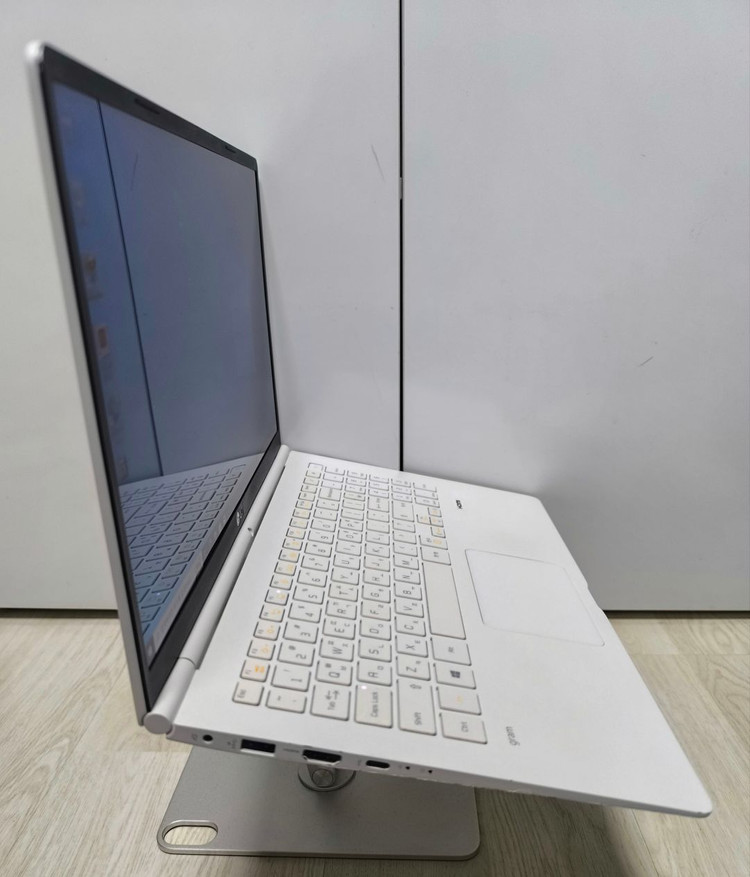 LG 그램 노트북 15인치 i7 6세대--4
