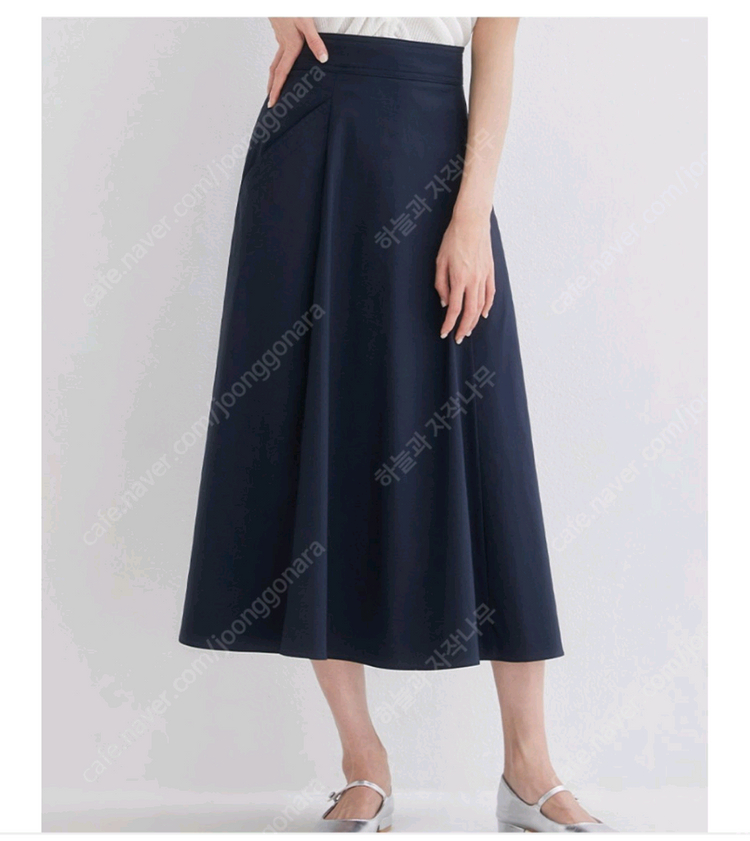 새상품 로엠 롱 플레어 스커트(착불) 이미지