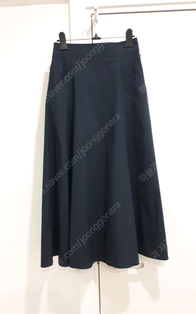 새상품 로엠 롱 플레어 스커트(착불) 이미지