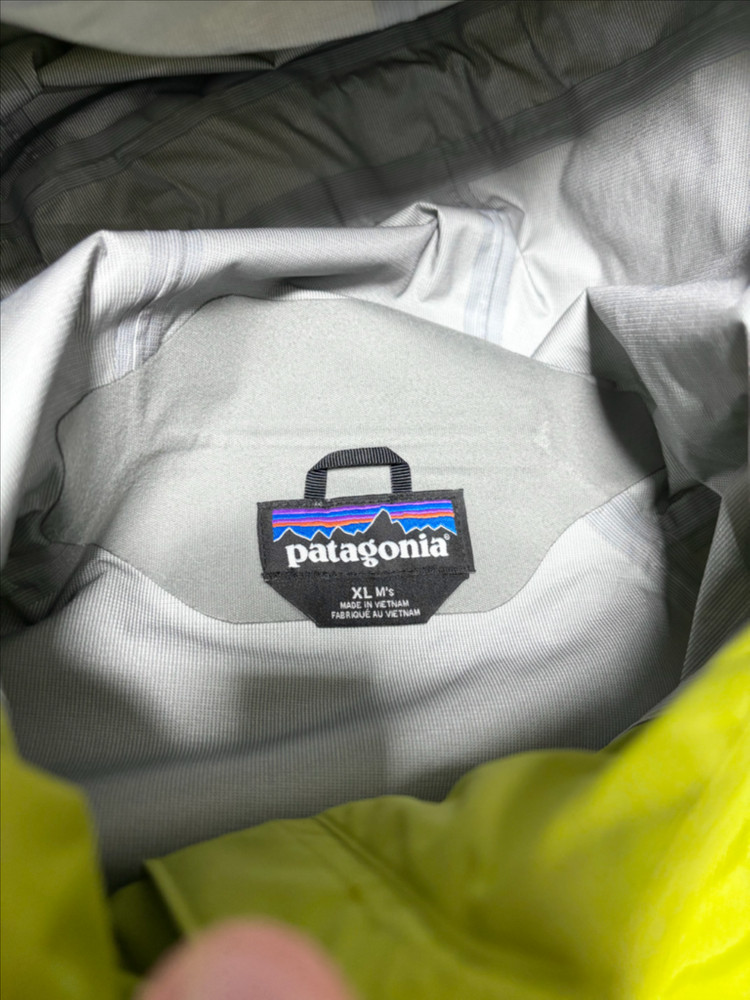 파타고니아 토렌쉘 3L 자켓 연두 그린 XL--1