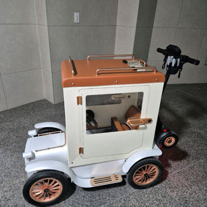 디트로네s 리무진 이미지