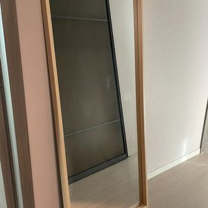 영종도 중산동 원목 전신거울