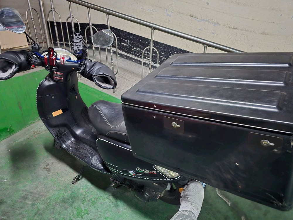 필그립 에보 스쿠터 오토바이 이미지