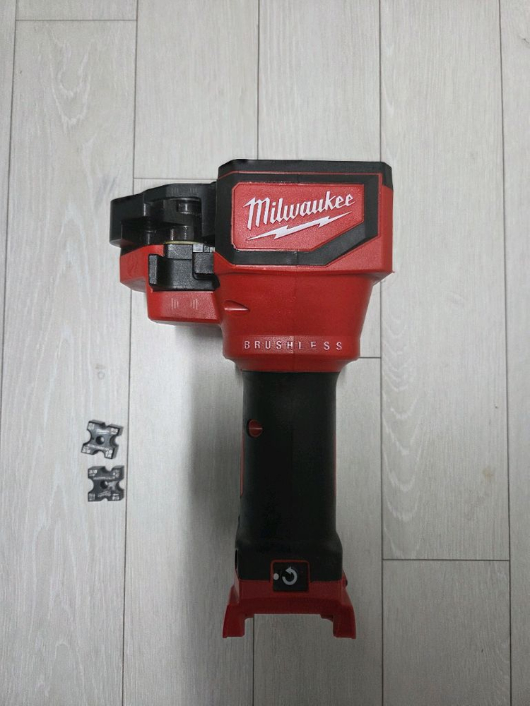 정품 밀워키 여러가지 그라인더 멀티커터 함마드릴 쁘래까 청소기 집진기 대포 송풍기 샌딩기 직쏘 스킬 메거진 집진기--7