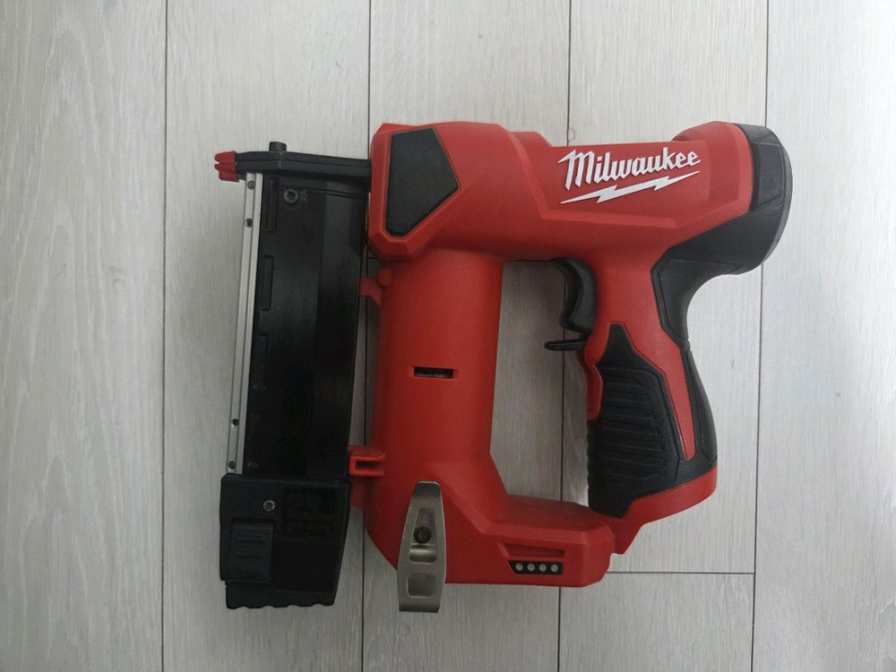 정품 밀워키 여러가지 그라인더 멀티커터 함마드릴 쁘래까 청소기 집진기 대포 송풍기 샌딩기 직쏘 스킬 메거진 집진기--8