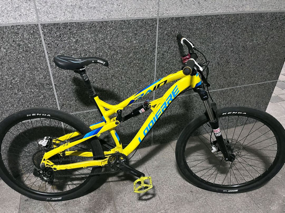 라피에르 fx 레이드 풀샥 판매,대차 이미지