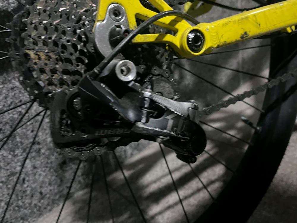 라피에르 fx 레이드 풀샥 판매,대차 이미지